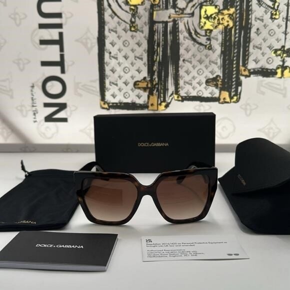 Dolce and Gabbana Brown Gradient Butterfly Ladies Sunglasses DG4438 502/13 55 - Picture 3 of 14